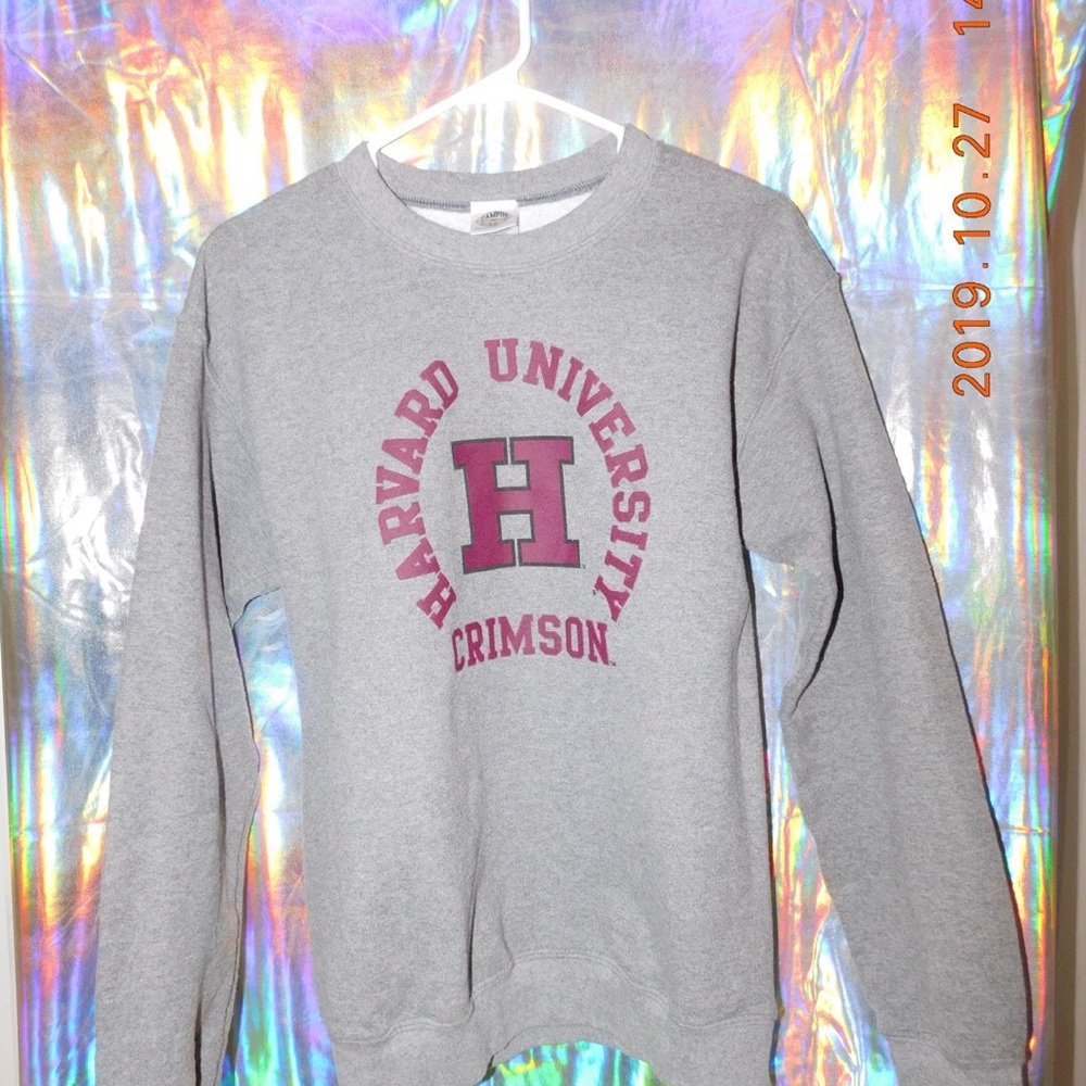 harvard university crewneck